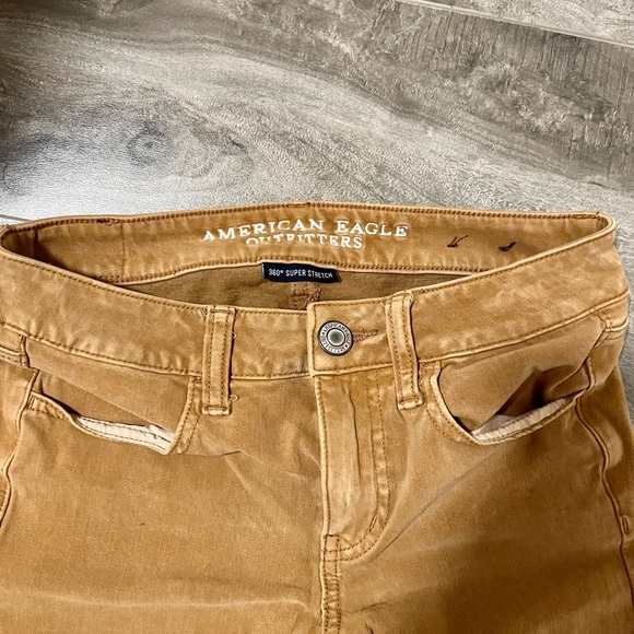 American Eagle Tan Super Stretch Jeggings - Picture 2 of 4